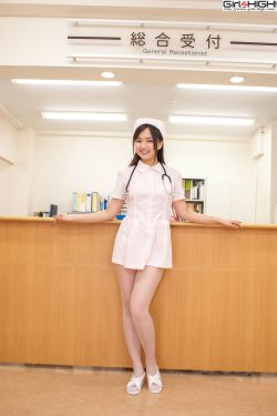 美女电台主播